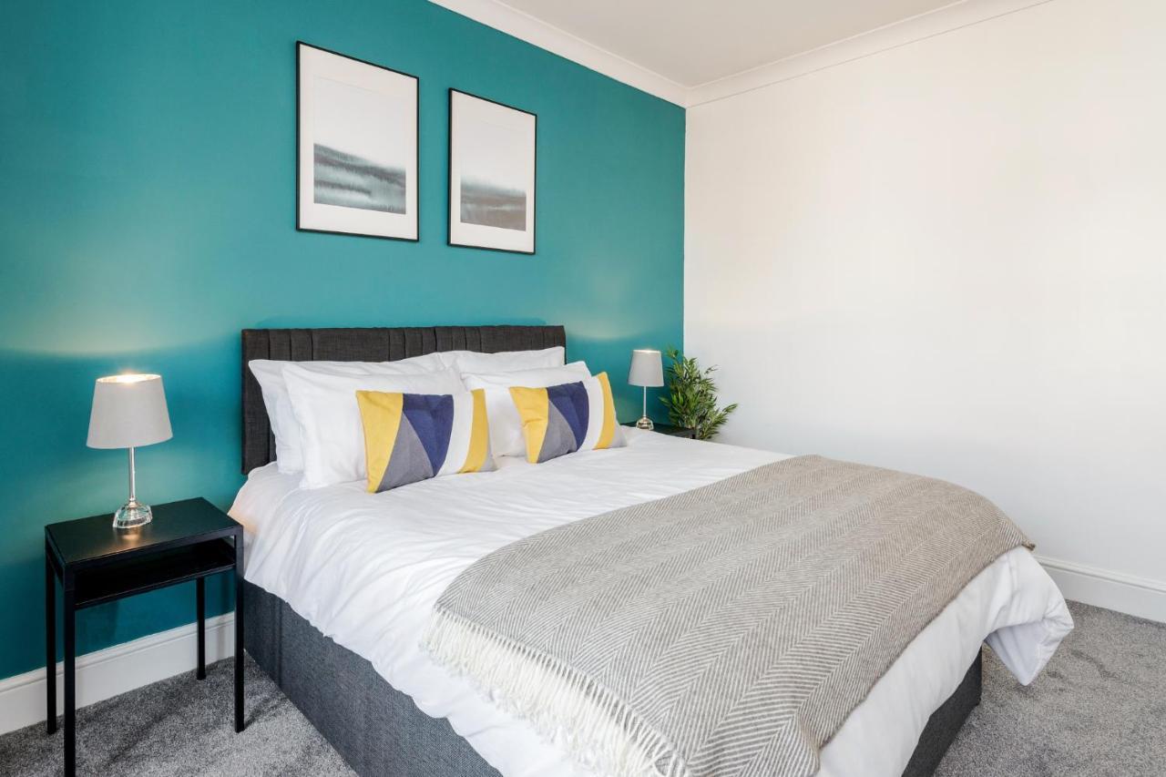 Business & Leisure 2 Bedroom & Parking By Damask Homes Ilford Dış mekan fotoğraf